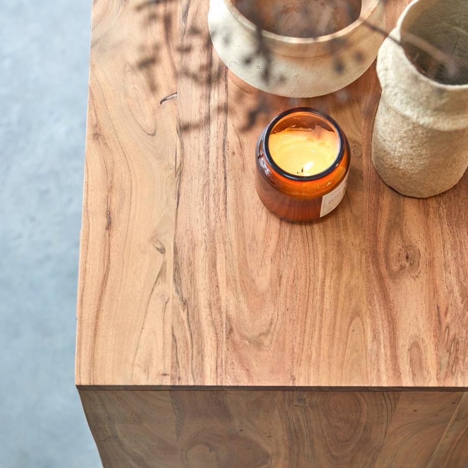 Tikamoon Cassettiera in acacia massello Oslo  