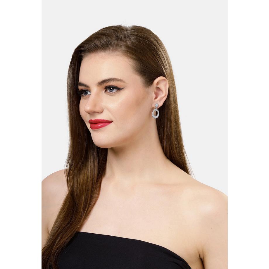 AVANT-GARDE PARIS  Silberfarbene Kreisförmige Tropfenohrringe 