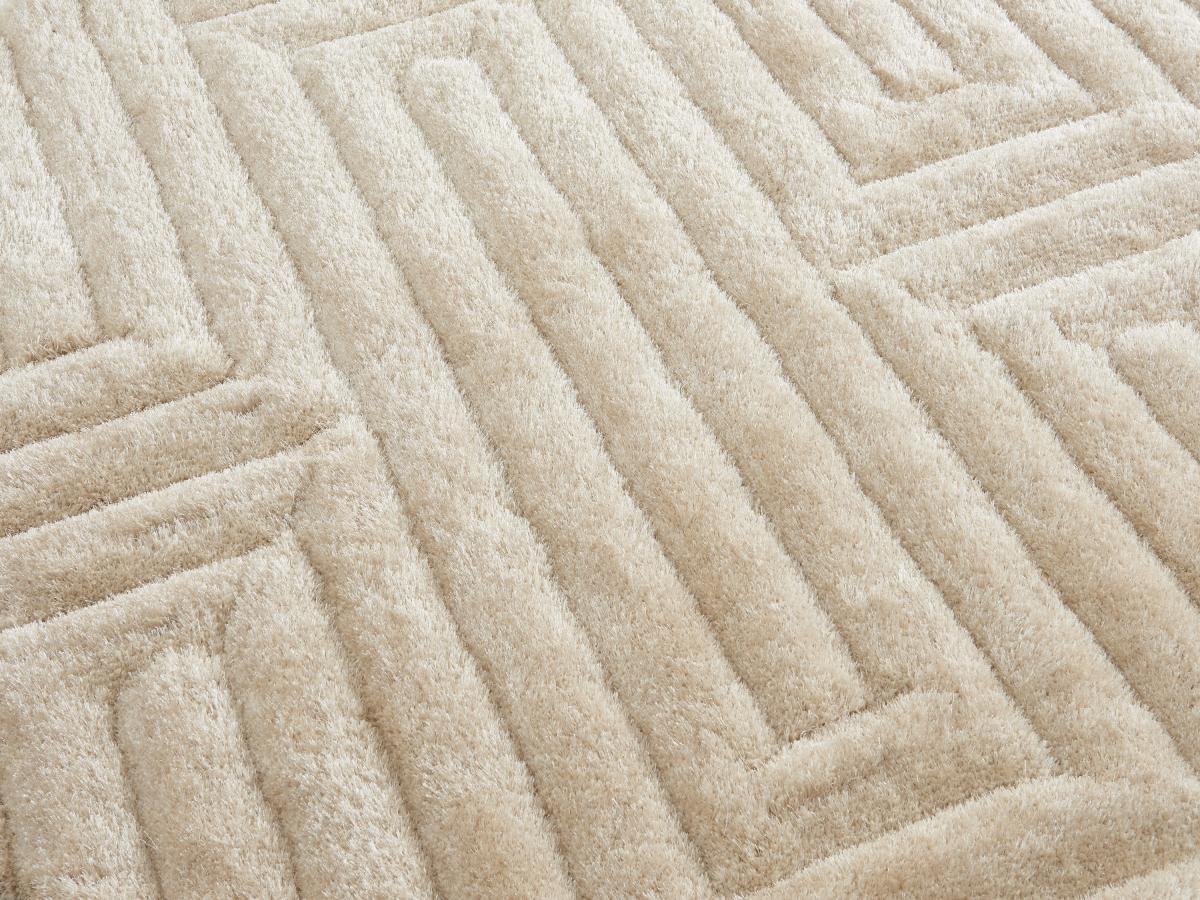 OZAIA Tappeto shaggy a pelo lungo in rilievo 160 x 230 cm Bianco sporco - MAZE  