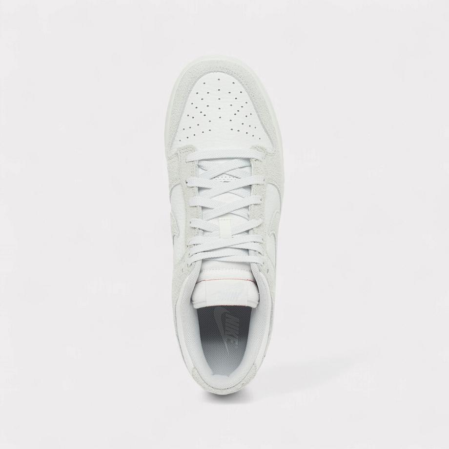 NIKE  Dunk Low - Suede Photon Dust 