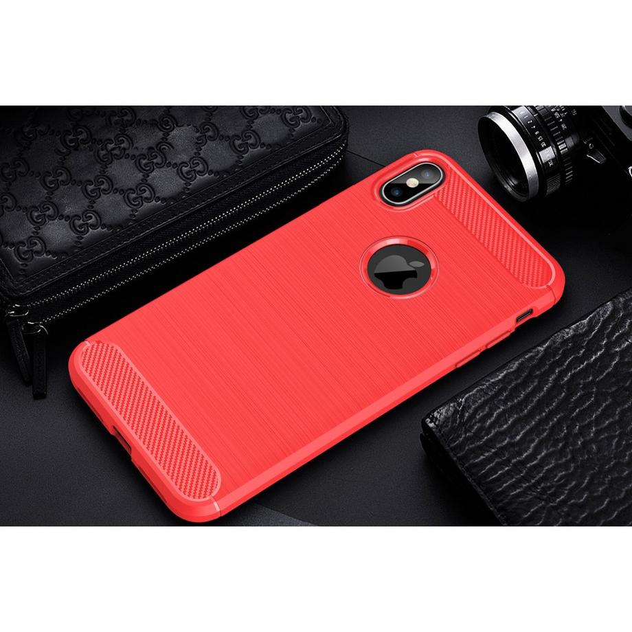 Cover-Discount  iPhone XS Max - Custodia in gomma siliconica Metal Carbon Look rosso 