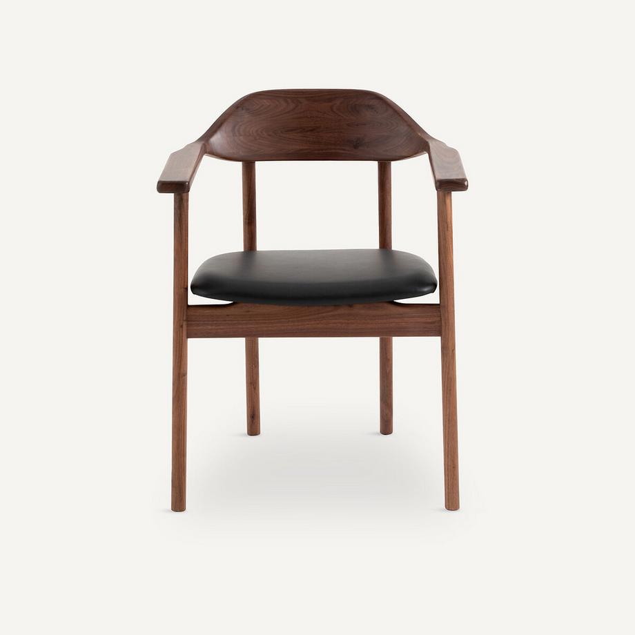AM.PM Tischsessel aus Nussbaum  