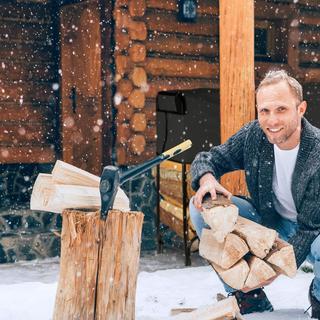 Northix Großes Brennholzregal aus Metall mit Abdeckung  