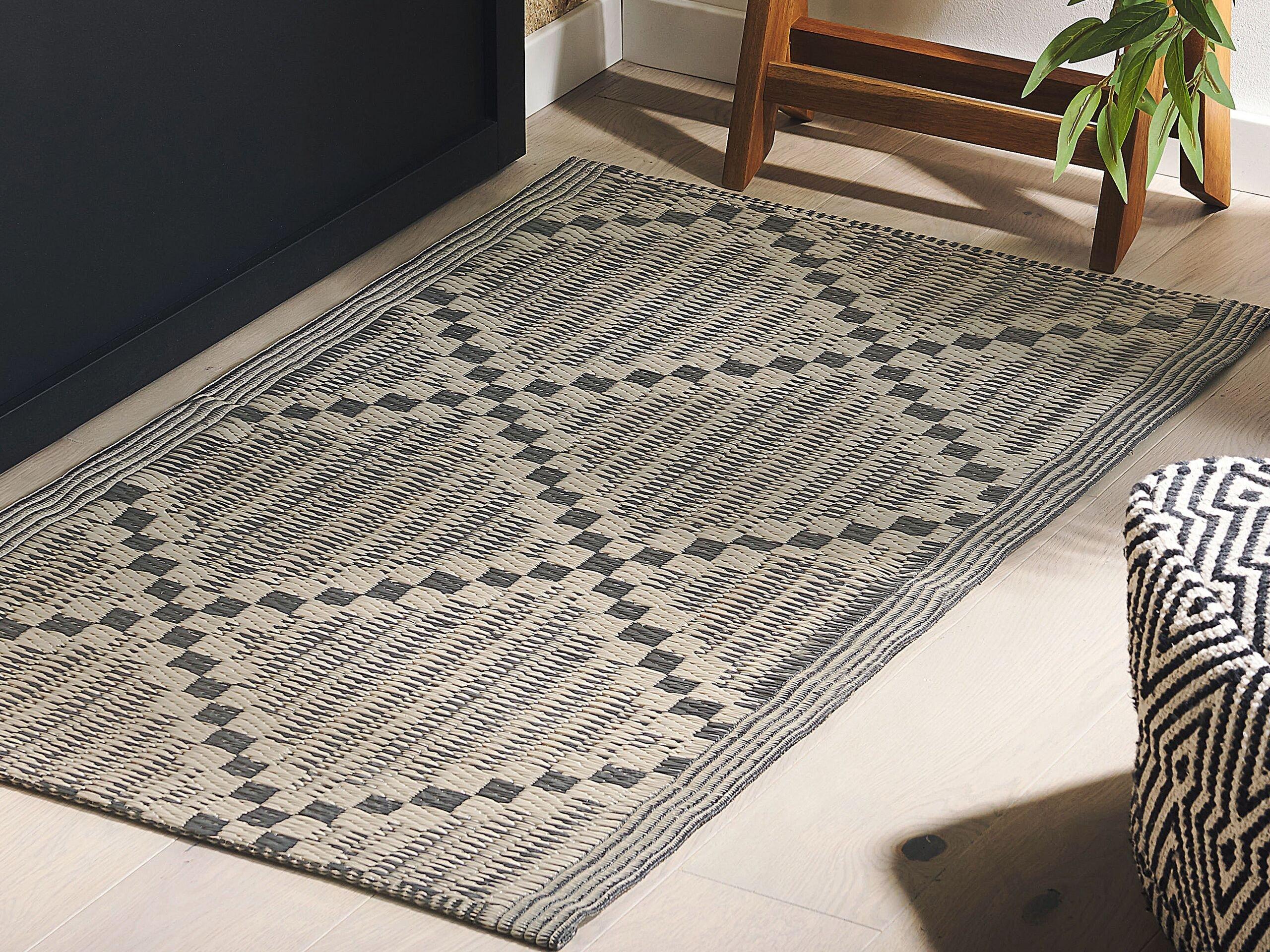 Beliani Tapis en Polypropylène Moderne JALNA  