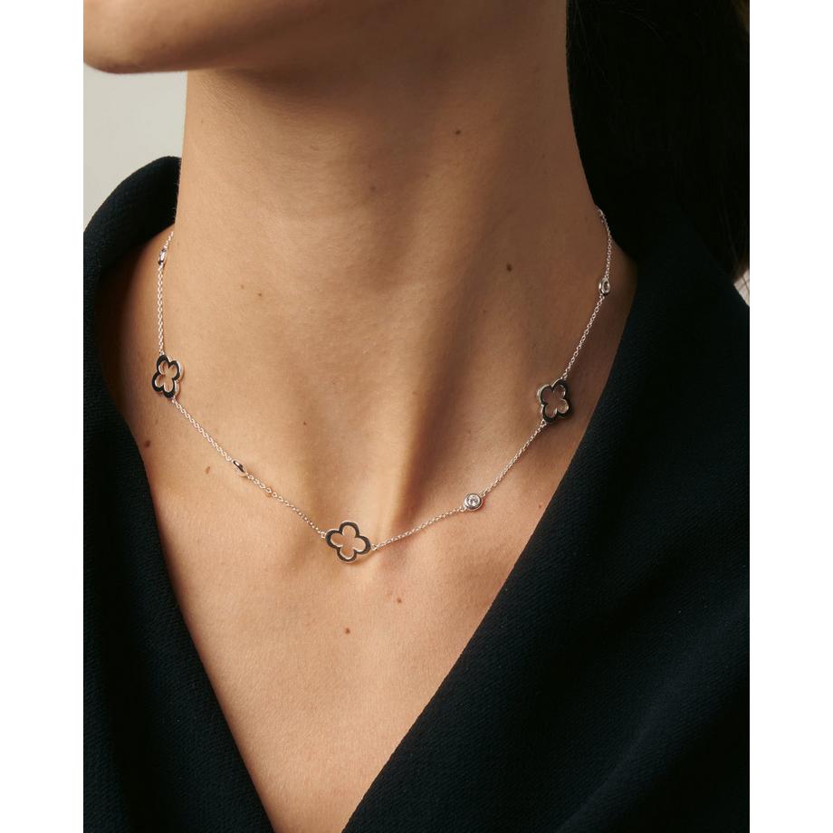 SIDANG  Colliers Melia Love 