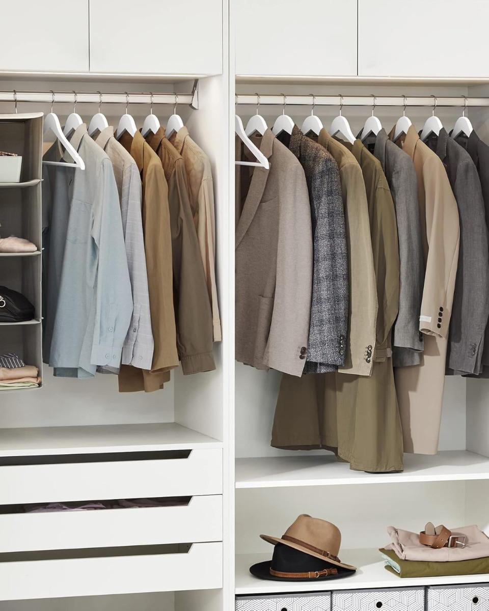 Songmics Eleganti grucce in legno massello: lisce, resistenti, antiscivolo  