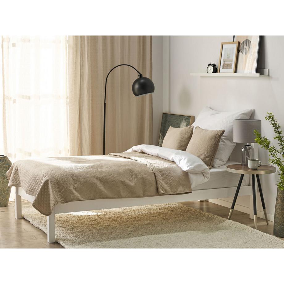 Beliani SHUSH Polyester Tagesdecke mit Kissen  