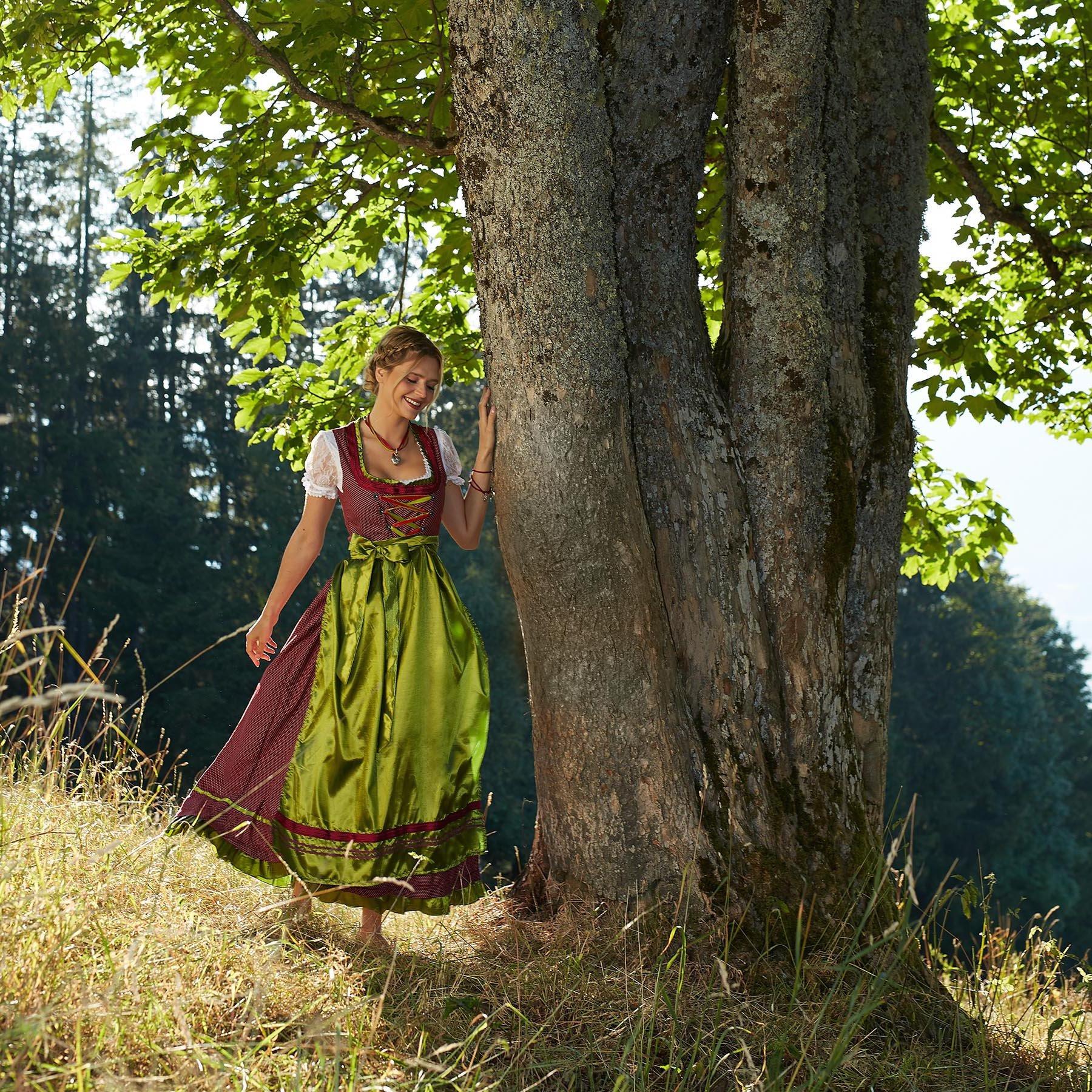 Tectake  Frauenkostüm Maxi-Dirndl Ruhpolding Modell 2 