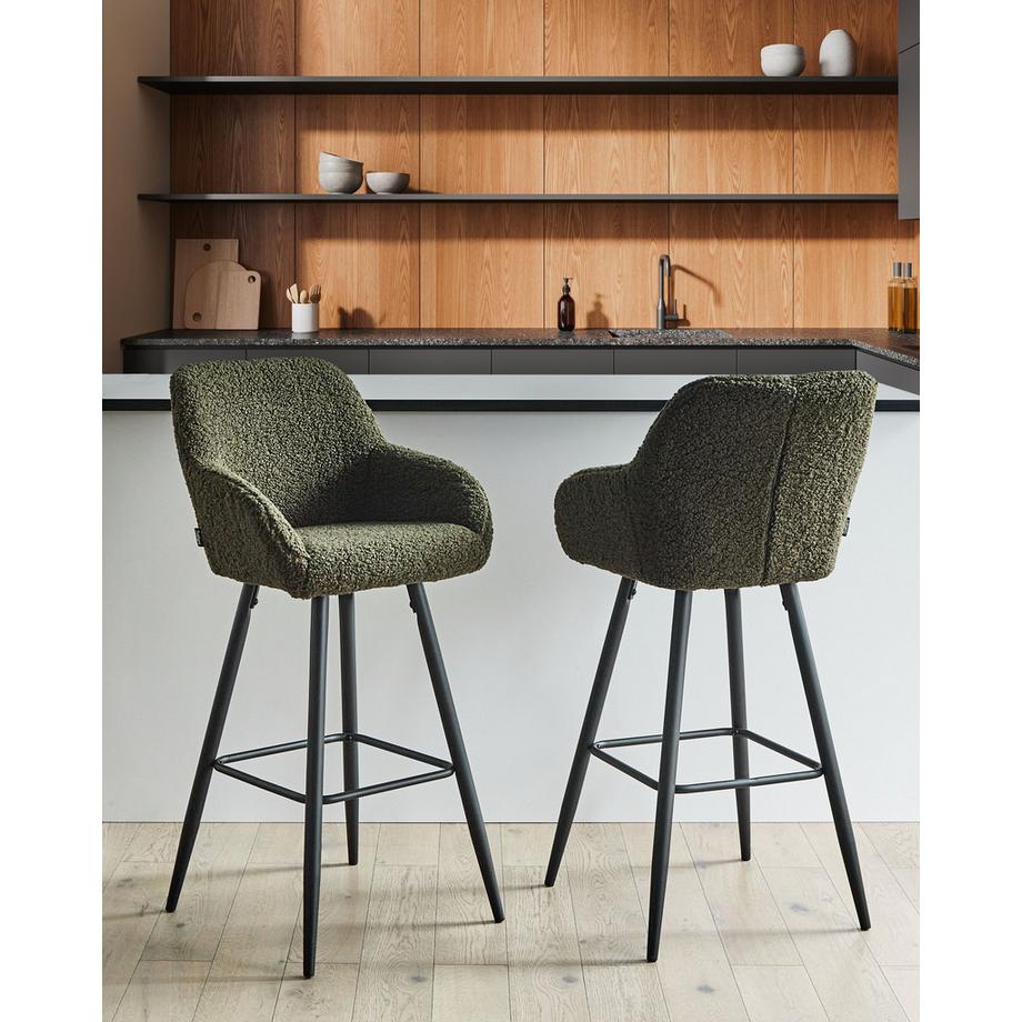 Beliani Set mit 2 Barstühlen aus Bouclé  CASMALIA  