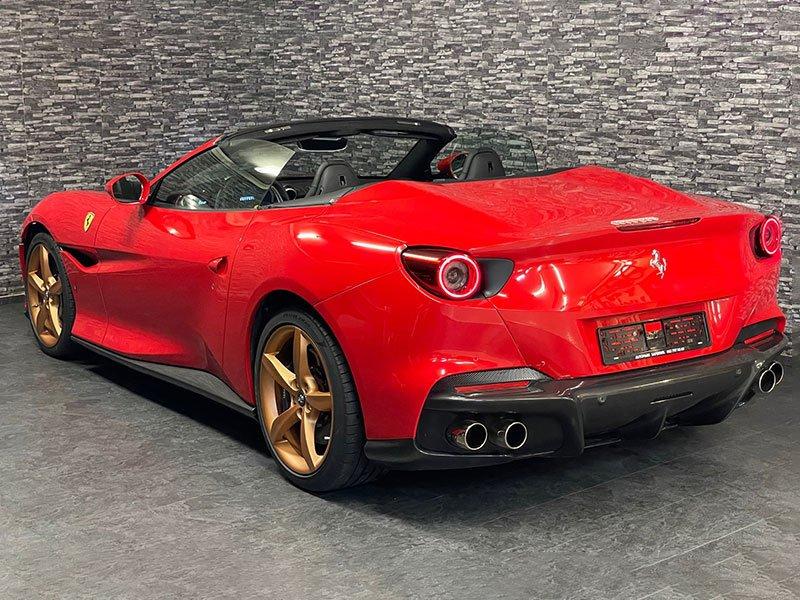 Smartbox  6h de conduite au volant d'une Ferrari Portofino - Coffret Cadeau 