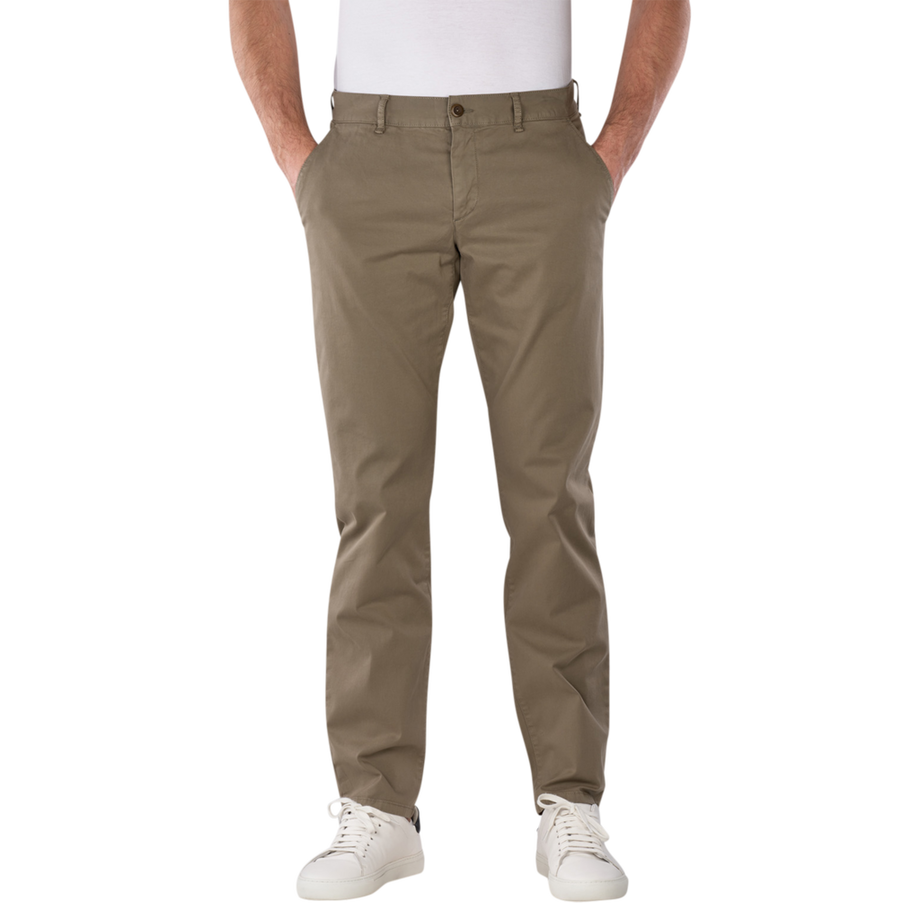 Lou Chino Regular Fit Gabardine