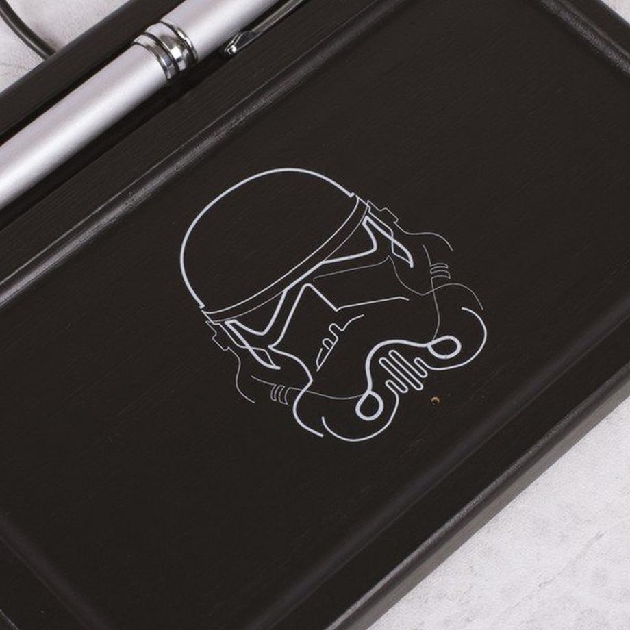 Original Stormtrooper  Original Stormtrooper - Organiseur de bureau avec fonction de recharge par induction 