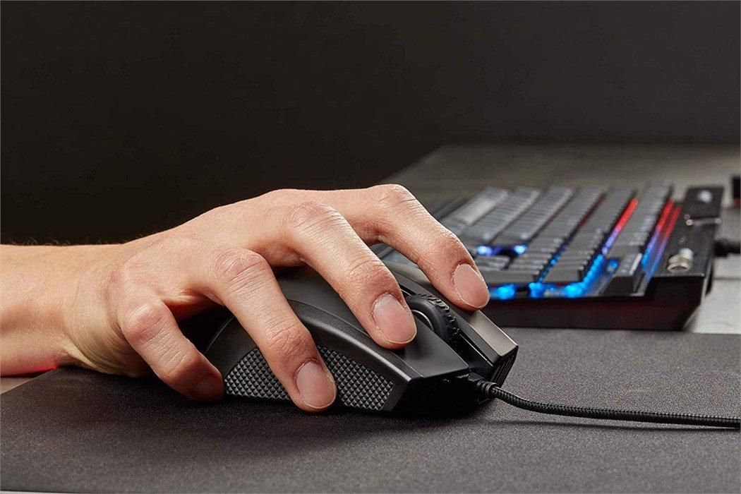 Corsair  Ironclaw RGB Gaming Maus - 
