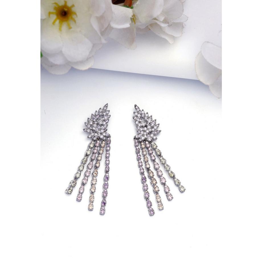 AVANT-GARDE PARIS  Helllila Quasten-Ohrringe 