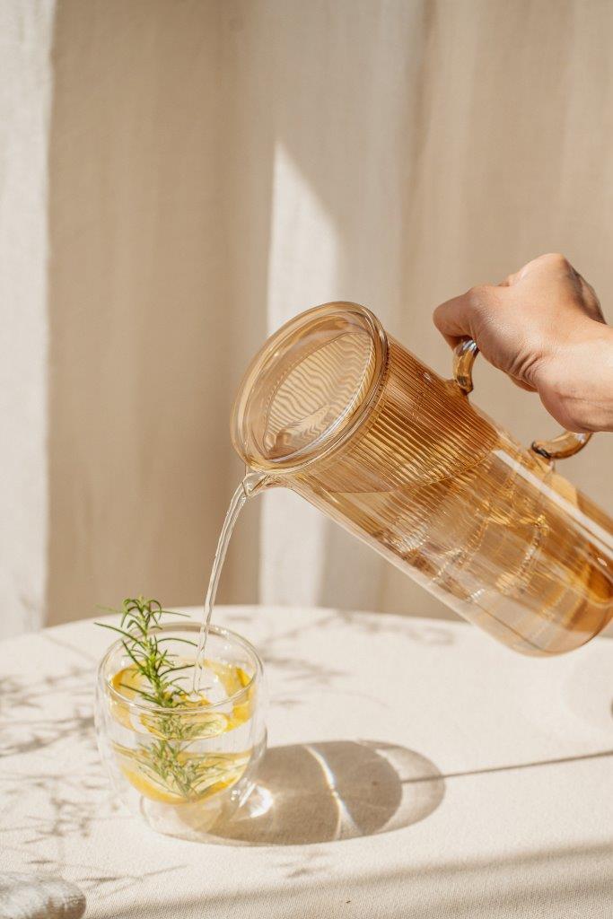 Nuts Innovations Glaskrug gold  