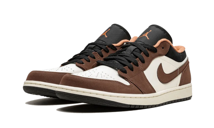Image of Air Jordan 1 Low Mocha Damen Braun 42.5