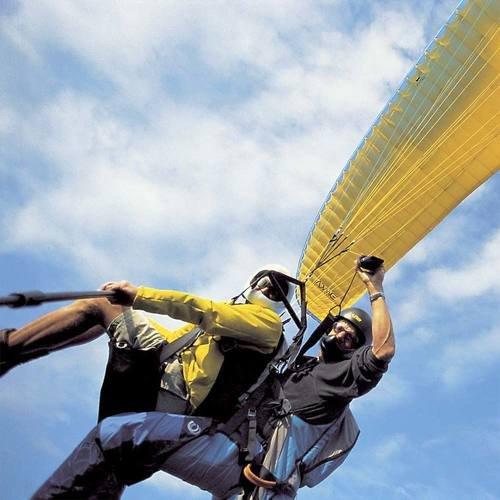 Image of Pärchen Gleitschirmflug Über Dem Vierwaldstättersee (für 2 Personen) Unisex