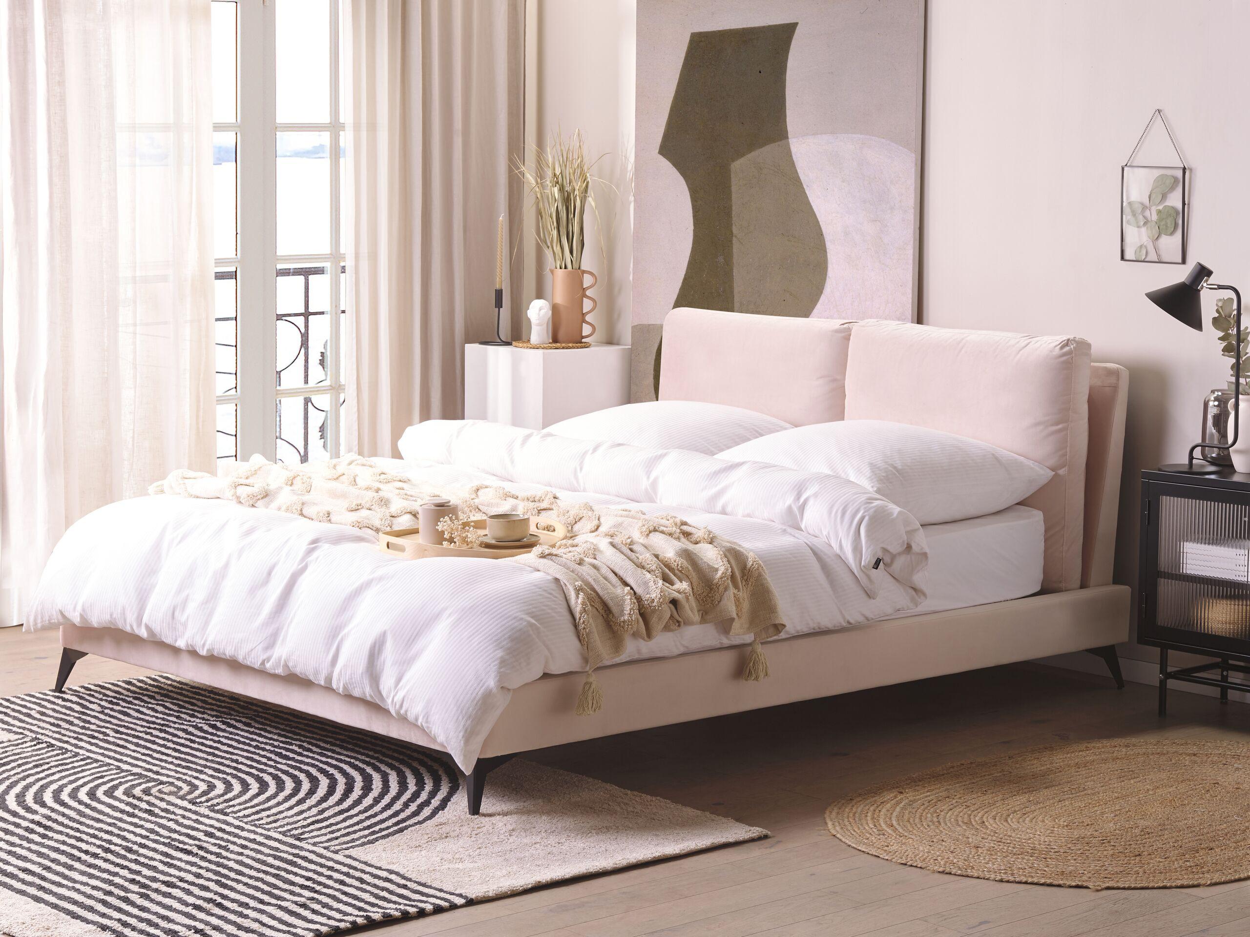 Beliani Bett mit Lattenrost aus Samtstoff Modern MELLE  