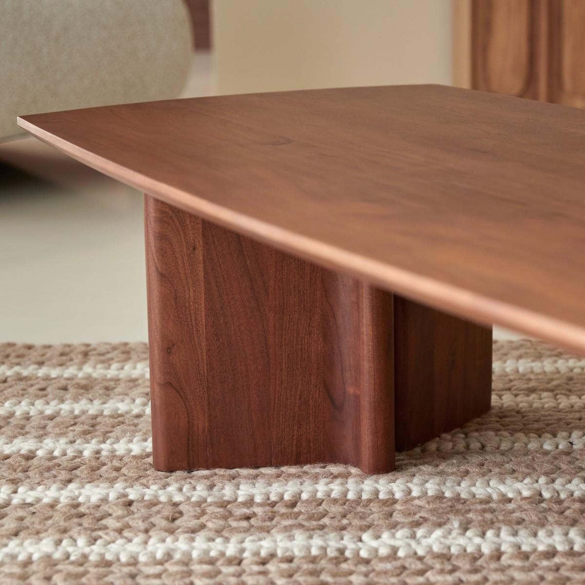 Tikamoon Couchtisch aus massivem Akazienholz Suzanne  