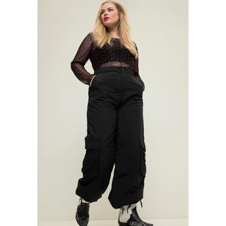 Studio Untold  Pantalon cargo à coupe large, poches cargo et cordon à la taille 