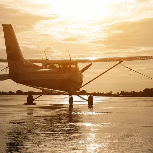 Image of Rundflug Über Zürich - 1 Stunde (für 2 Personen) Unisex