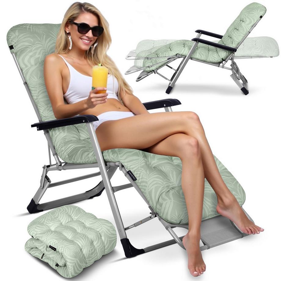 Klappbare Gartenliege mit Kissen