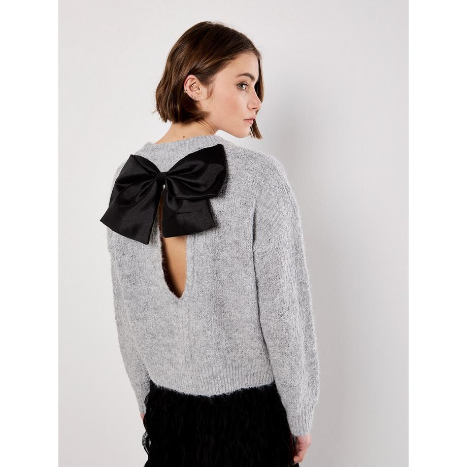 Bogenrücken-Shimmer-Flauschpullover