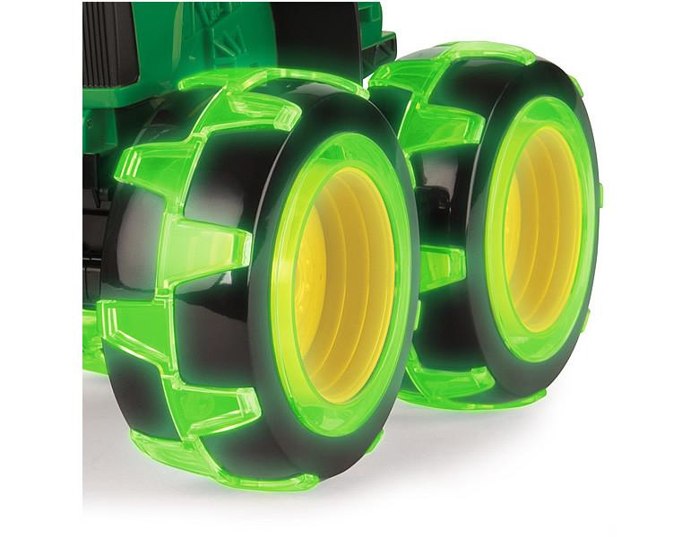 TOMY  Monster Treads John Deere mit leuchtenden Rädern 