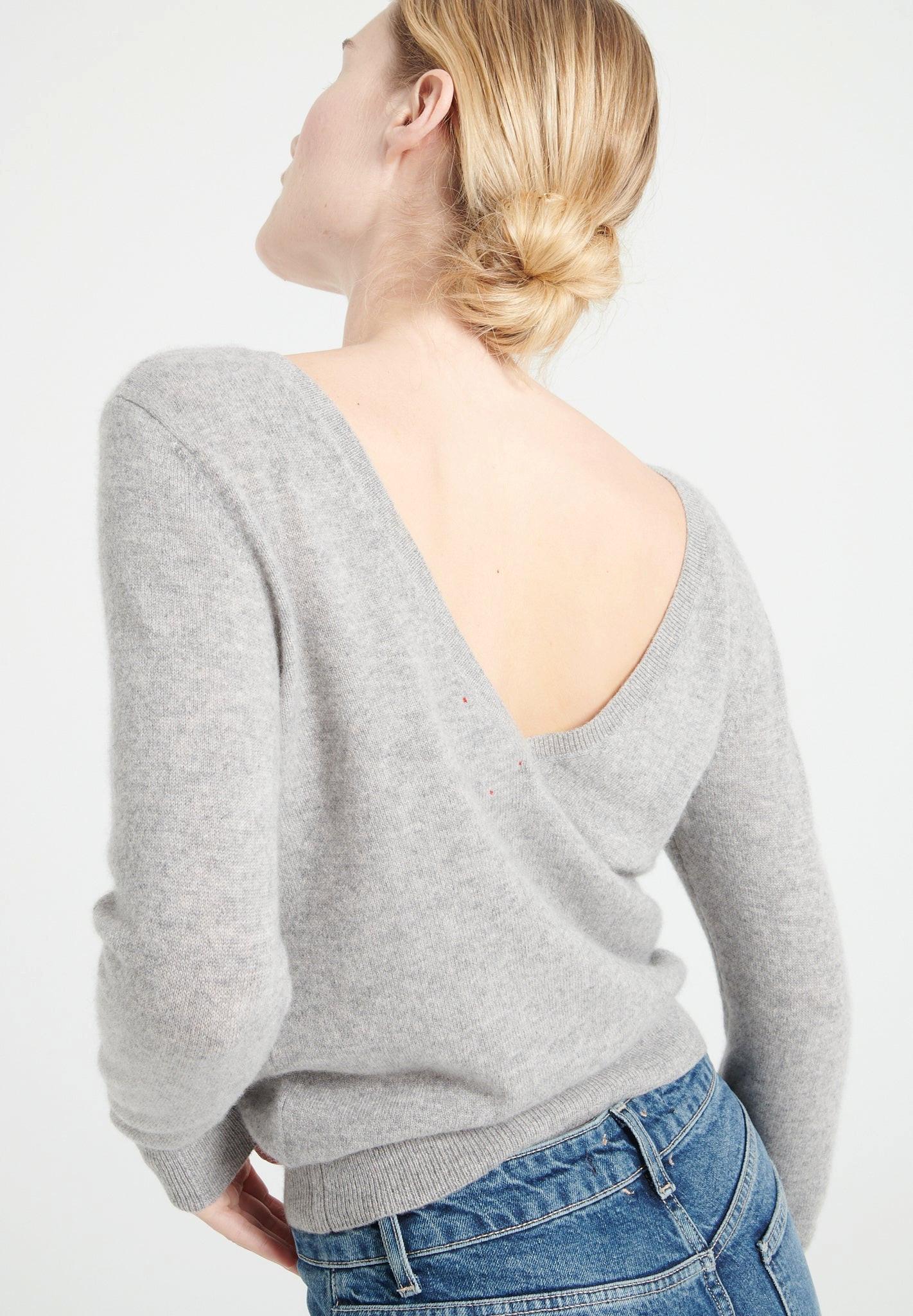 Studio Cashmere8  MIA 7 Pull décolleté en V dans le dos - 100% cachemire 