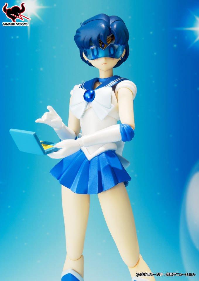 Bandai  Action Figure - S.H.Figuart - Sailor Moon - Sailor Mercury 