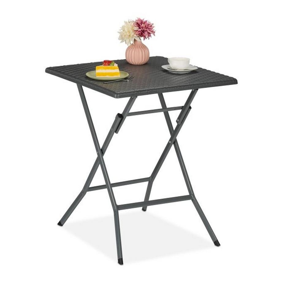 Gartentisch iner Rattanoptik