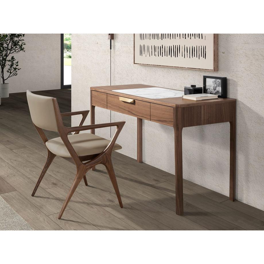 ANGEL CERDA  Schminktisch aus Nussbaumholz miter und glänzender Glasplatte in Marmoroptik 