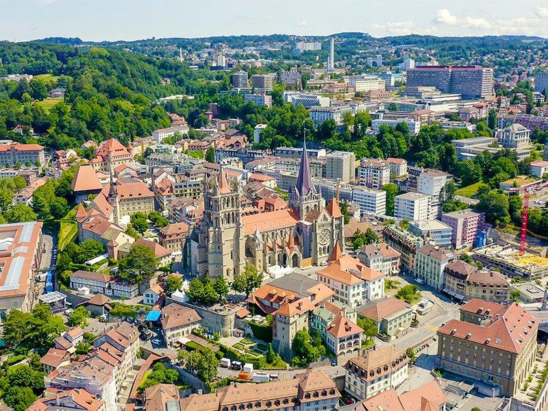 Smartbox  Das Steuer übernehmen und fliegen: 15 Minuten über Lausanne und Umgebung - Geschenkbox 