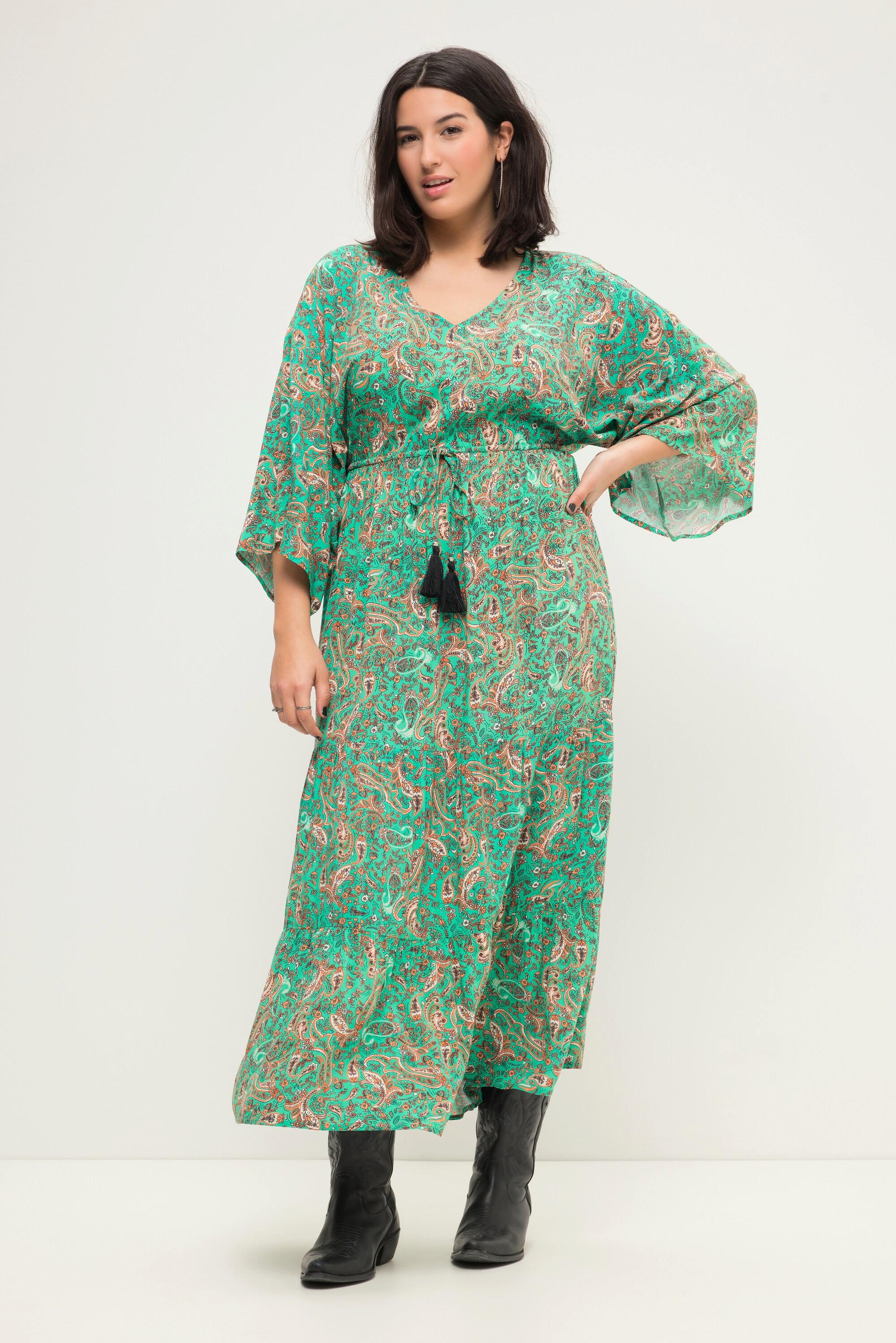 Studio Untold  Robe trapèze coupe maxi, imprimé cachemire, décolleté en V et manches style kimono 