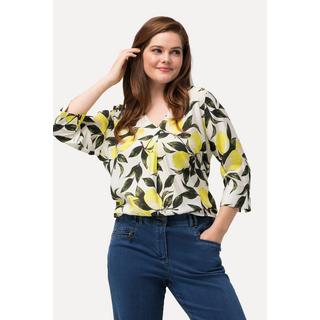 Ulla Popken  Blouse imprimé citrons, col légèrement montant. Décolleté en V et manches 3/4. 