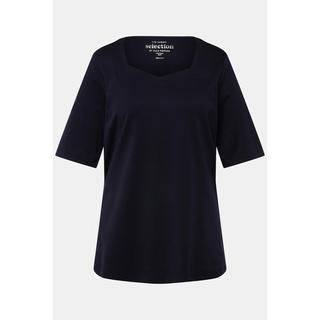 Ulla Popken  T-shirt dal taglio svasato in cotone Pima con scollo a cuore e mezze maniche 