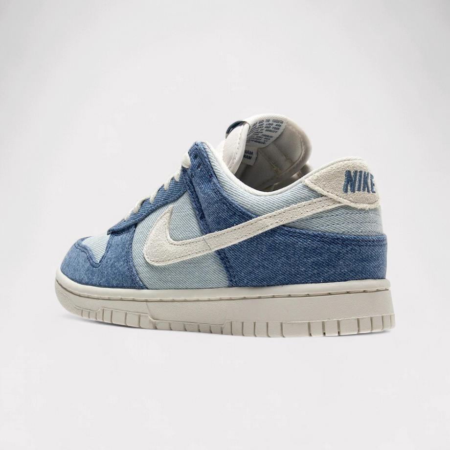 NIKE Dunk Low Sneakers  
