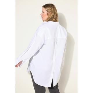 Studio Untold  Bouse oversized à manches longues. Patte de boutonnage au dos 