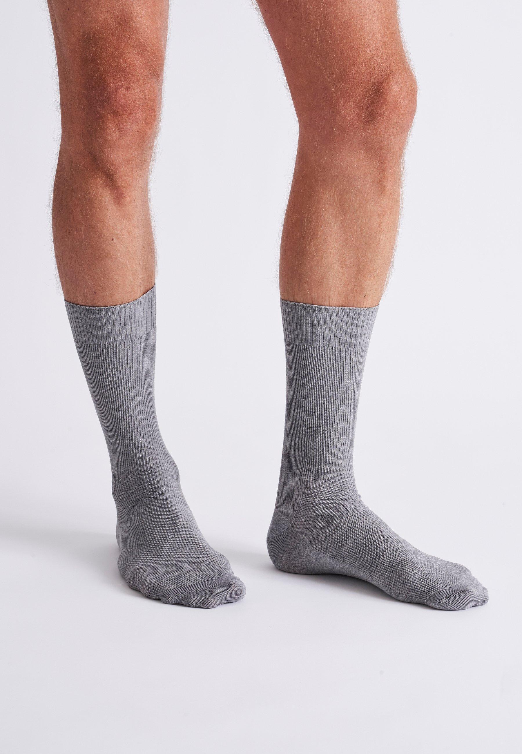 Image of Socken Aus Fil-d'ecosse-mischung. Damen Grau 36-38