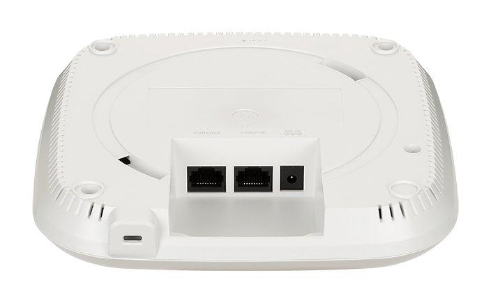 D-Link  AX1800 1800 Mbit/s Weiß Power over Ethernet (PoE) 