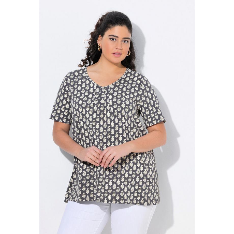 Ulla Popken A-Linie V-Ausschnitt Halbarm T-Shirt mit Zierfalten  