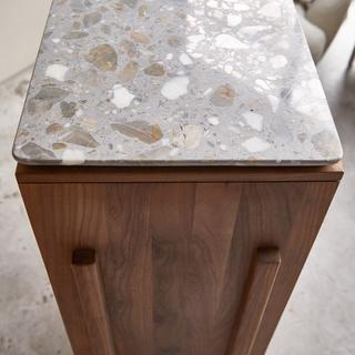 Tikamoon  Credenza in legno di noce massello e battuto di terrazzo premium 80 cm Isaure 