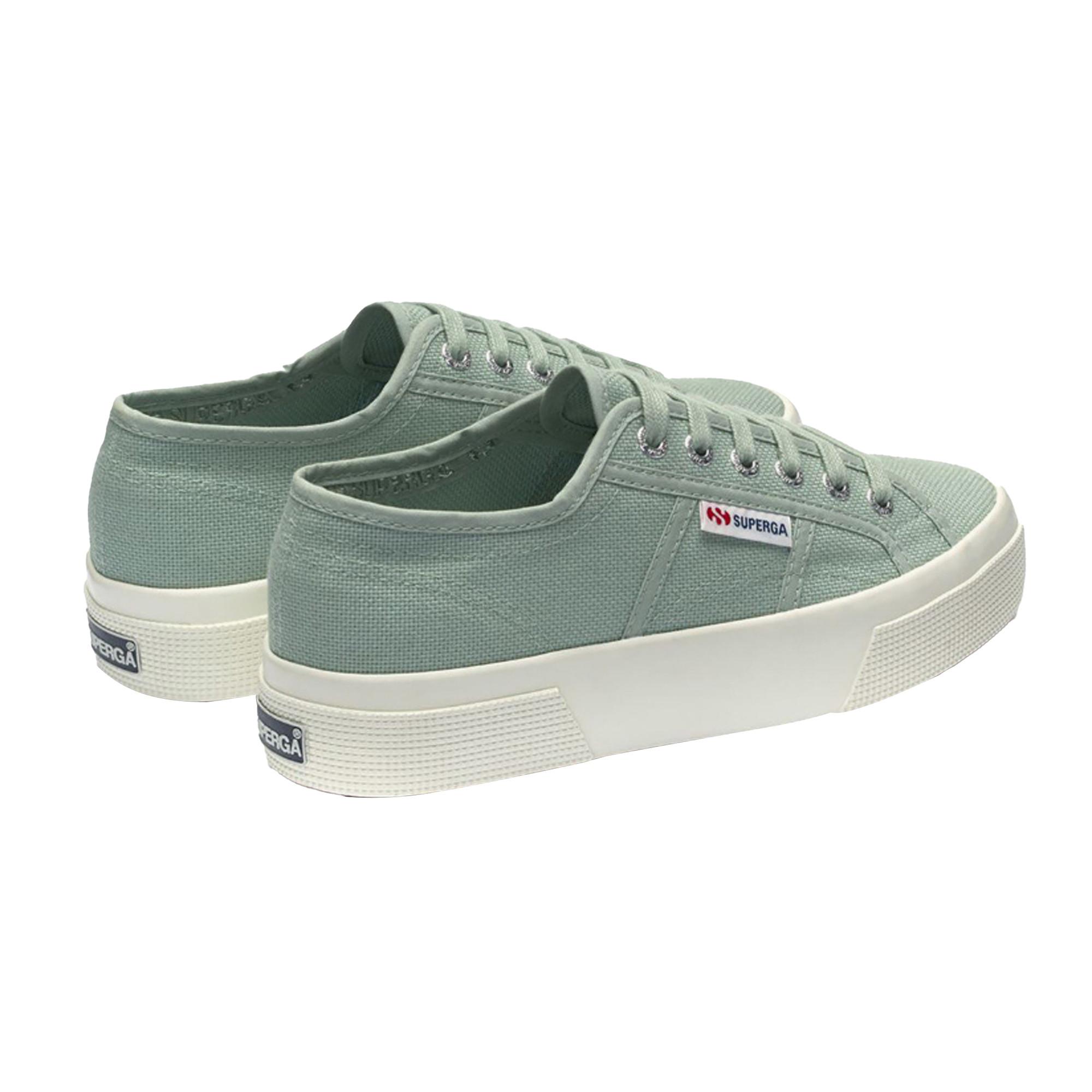 SUPERGA  Plattformen 2740 