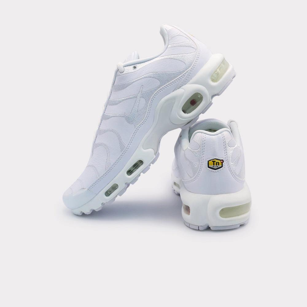 NIKE  Air Max Plus - Triple White Leather 