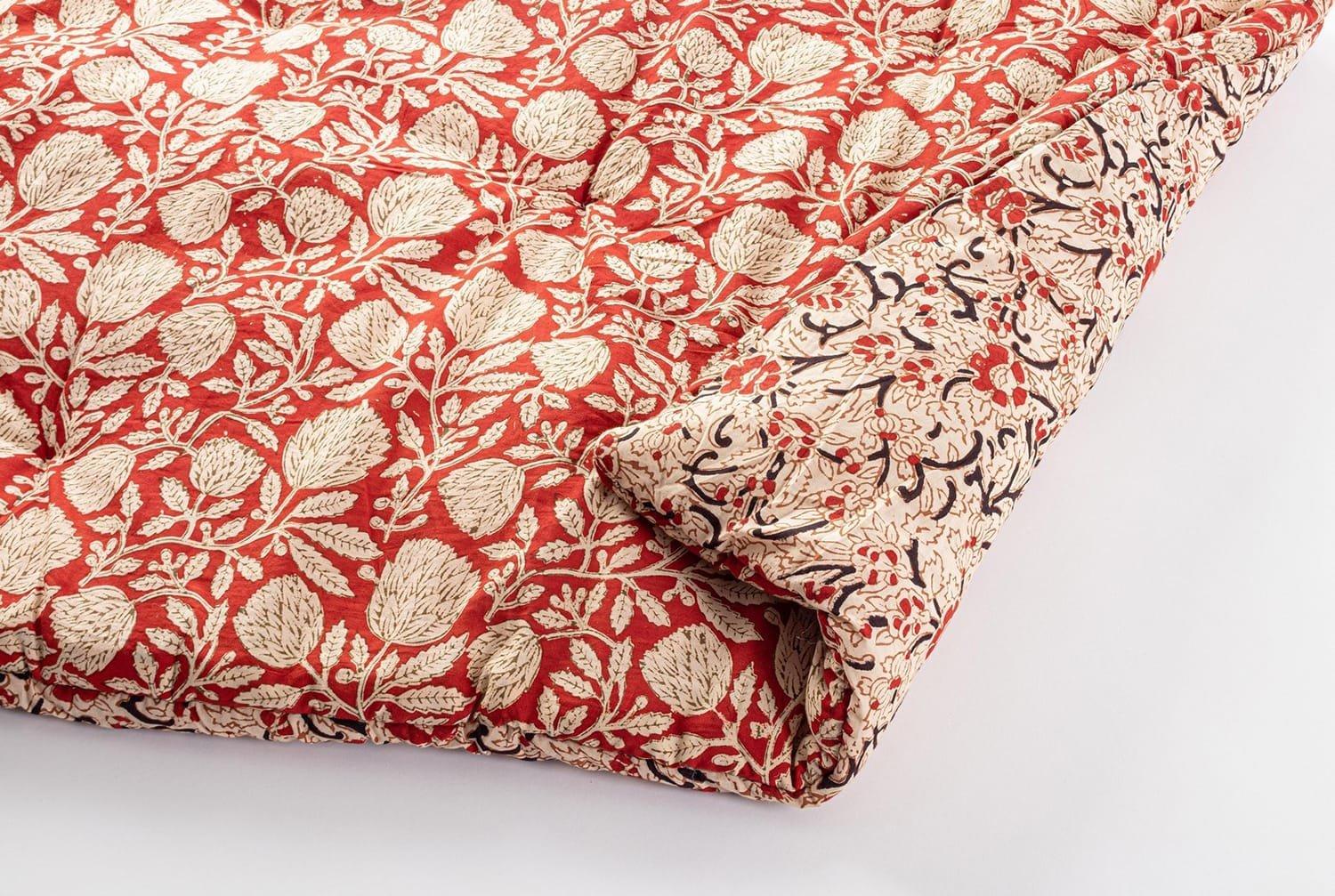 mutoni Coussin d'assise Lorient rouge  