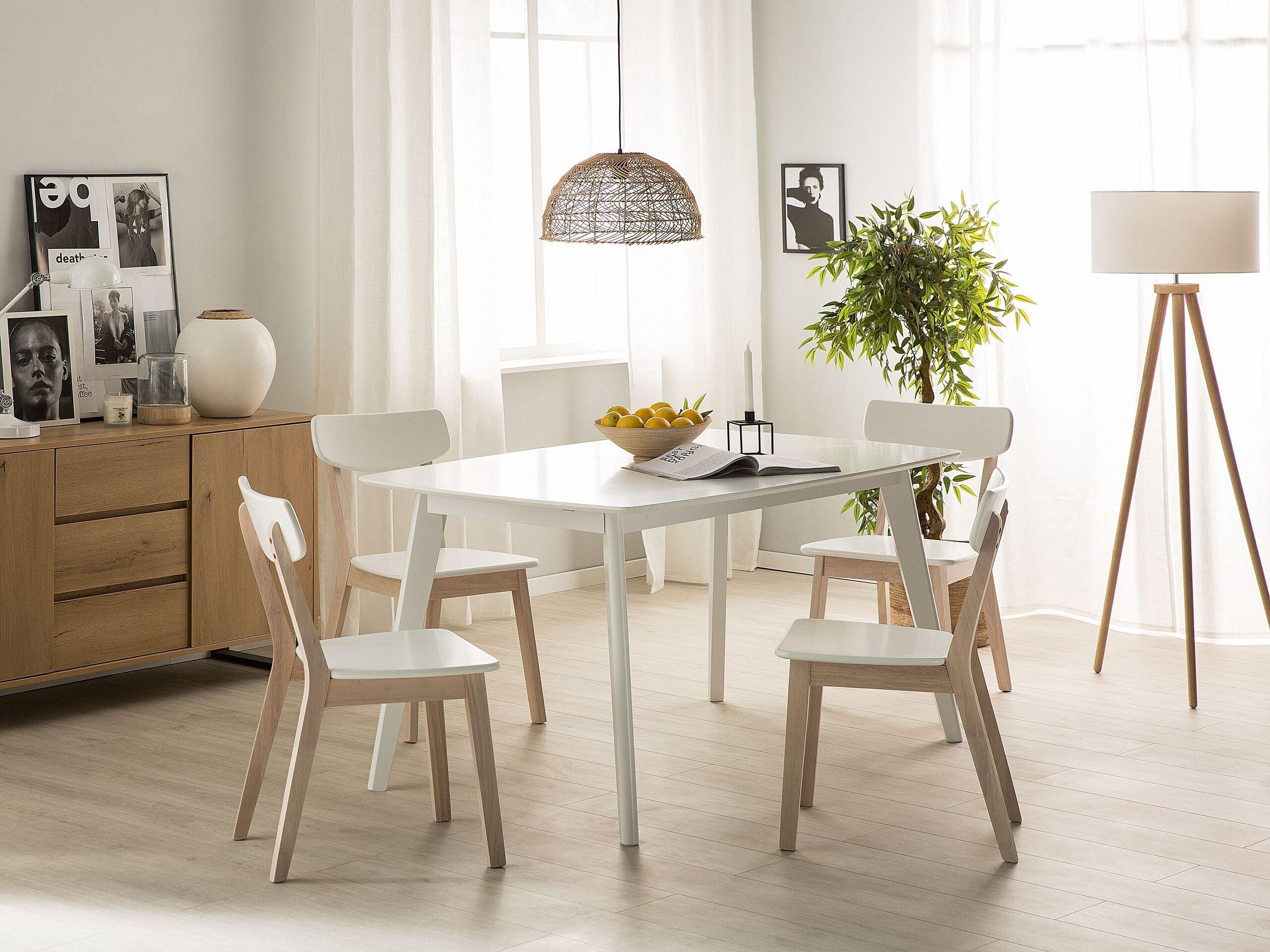 Beliani Esstisch aus MDF-Platte Modern SANFORD  