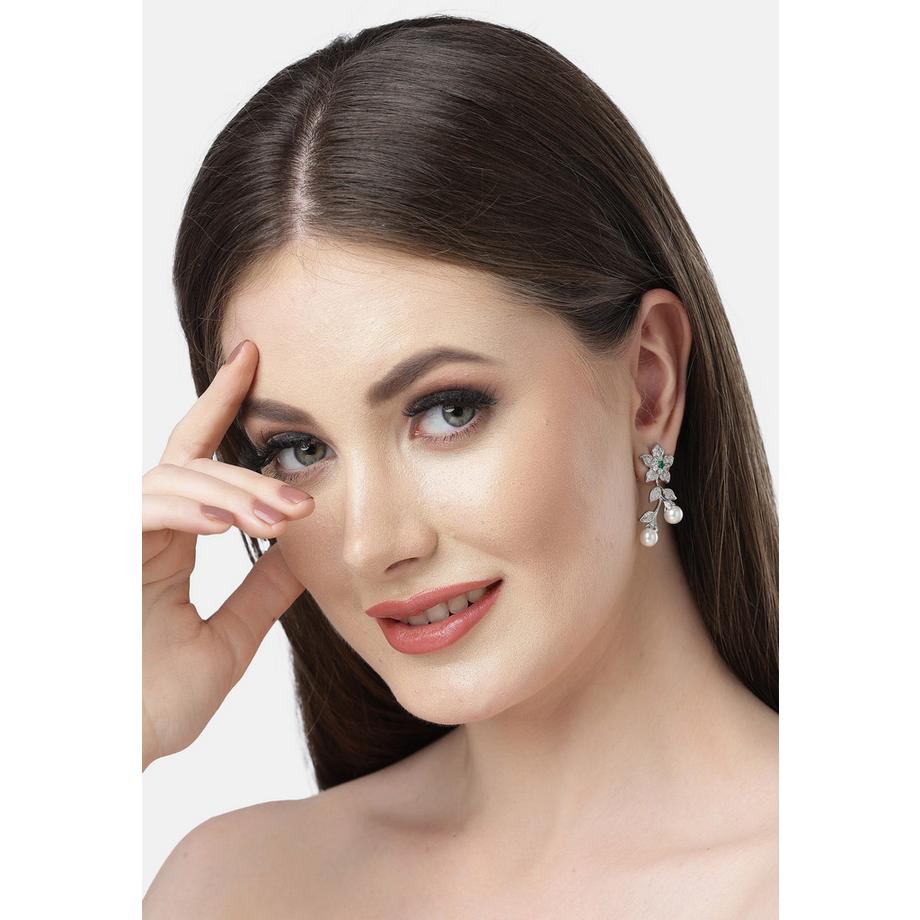 AVANT-GARDE PARIS  Diva Kollektion Cubic Zirconia Florale Tropfenohrringe 