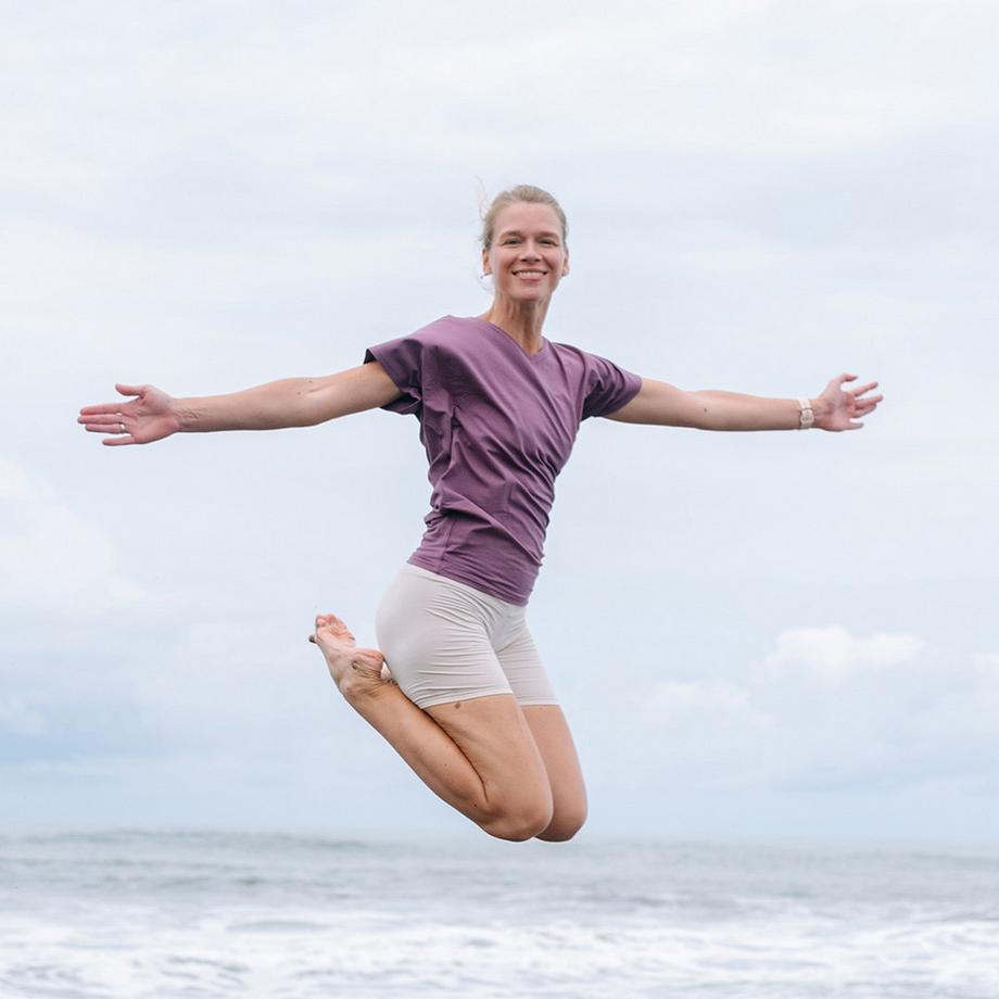 Vervola Favourite Yoga T-Shirt  