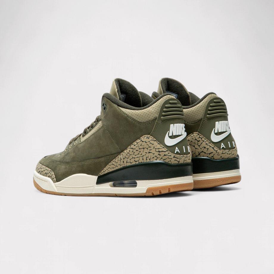 NIKE Air Jordan 3 Retro Baskets  
