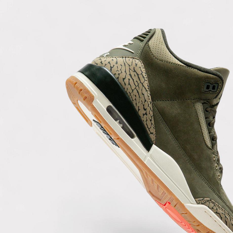 NIKE Air Jordan 3 Retro Baskets  